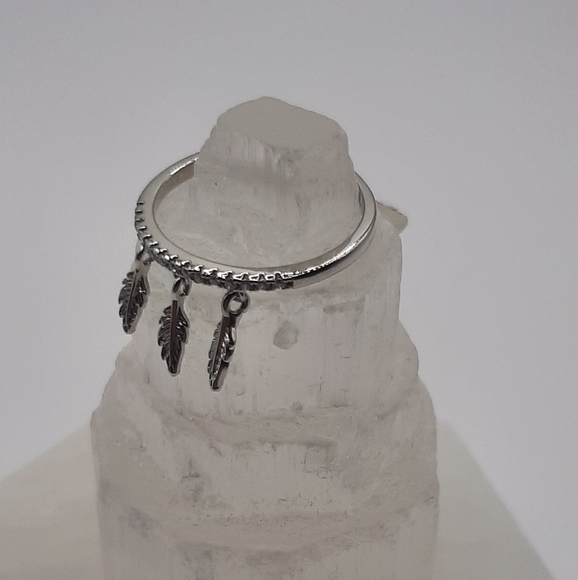 R738 Feather Ring Plated - Fragrant Jewels - Picture 2 of 7